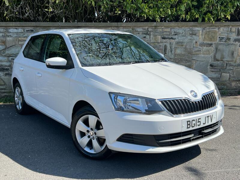 View SKODA FABIA 1.0 SE