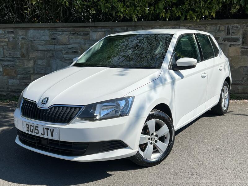 View SKODA FABIA 1.0 SE