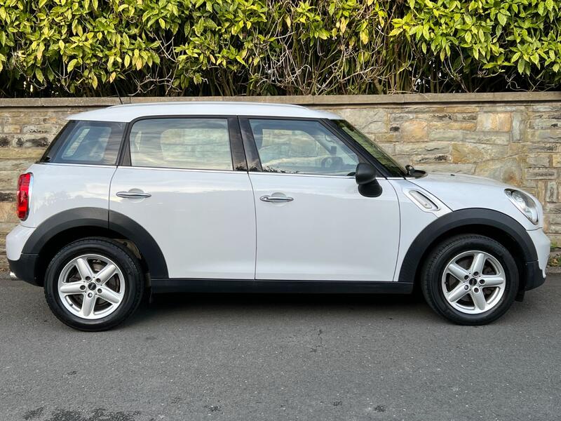 View MINI COUNTRYMAN 1.6 One Countryman